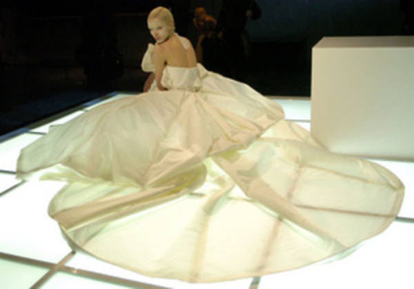 Givenchy отказался от haute couture и Недели моды в Париже