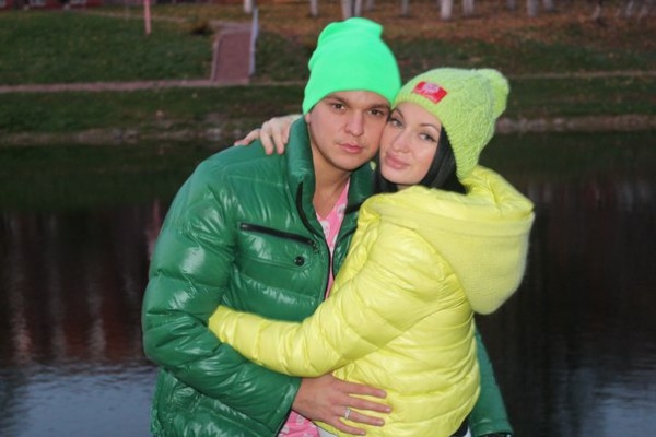 Дом 2: Евгения Феофилактова показала новорожденного сына