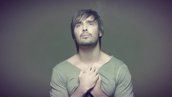 Козловский представил вторую версию клипа на ремикс песни Сияние