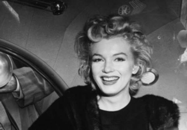 ФБР рассекретило документы о слежке за Мэрилин Монро