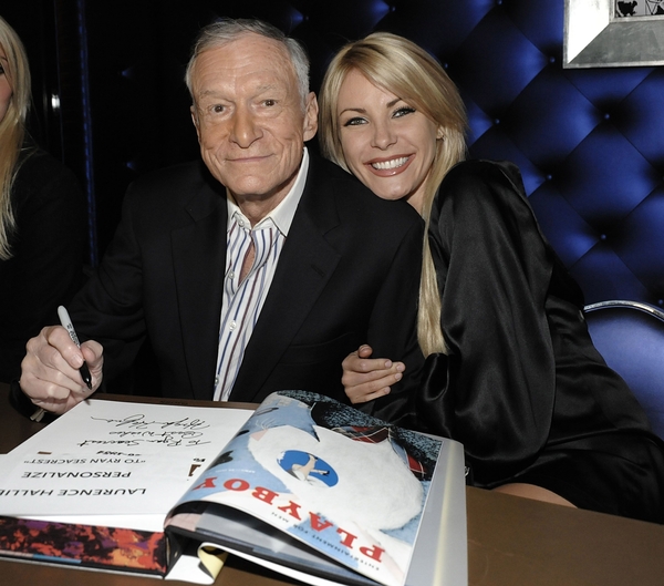 86-летний Хью Хефнер женился на модели, которая моложе его на 60 лет