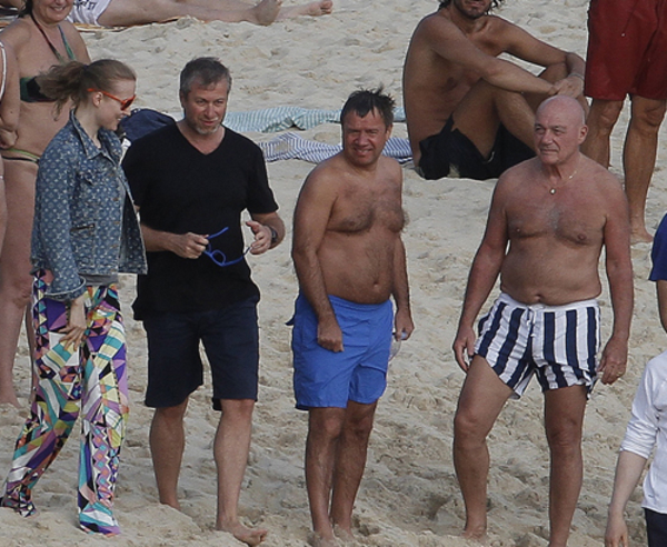 Каникулы Романа Абрамовича: Олигарх и компания