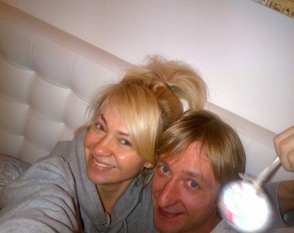 Яна Рудковская показала первое приданное сына