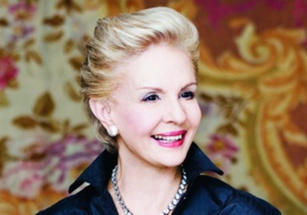 На неделе моды Mercedes-Benz в Нью-Йорке назвали дизайнера года