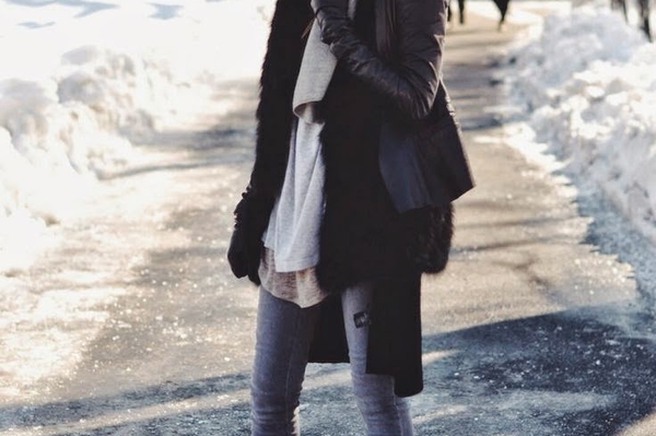 fashionthroughtravel.com