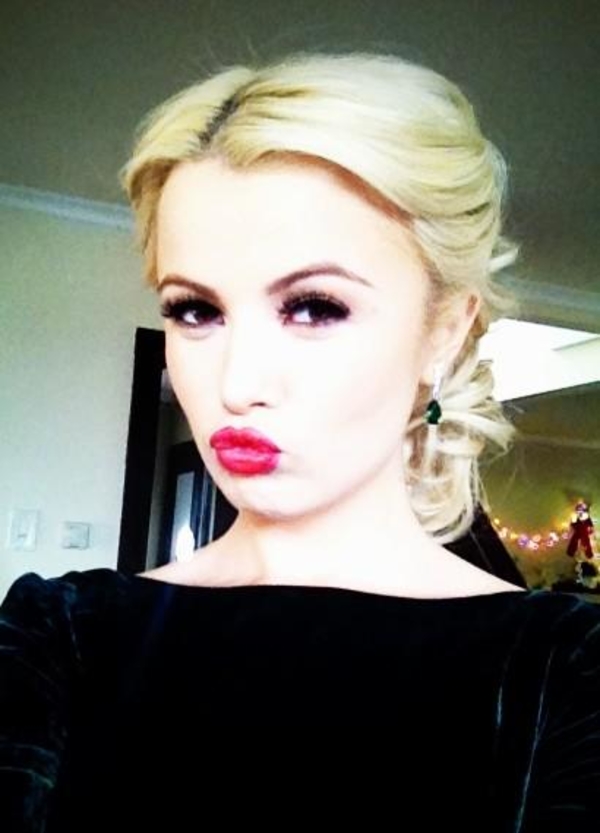 Украинская певица Мика Ньютон тоже сходила на Золотой глобус