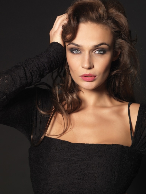 Водонаева разводится: Попытки опровергнуть слухи разозлили поклонников