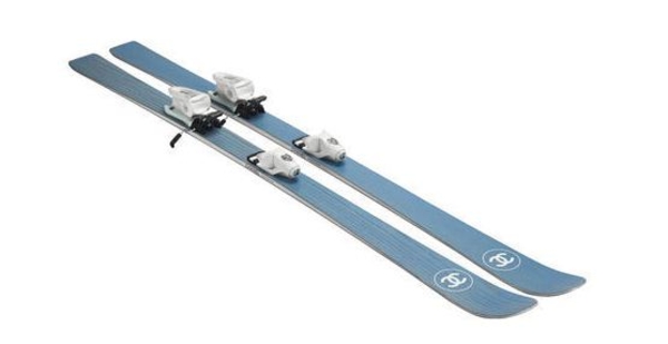 Бренд Chanel выпустил горные лыжи