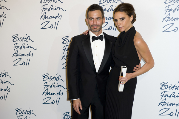 Виктория Бекхэм носила поддельные сумки