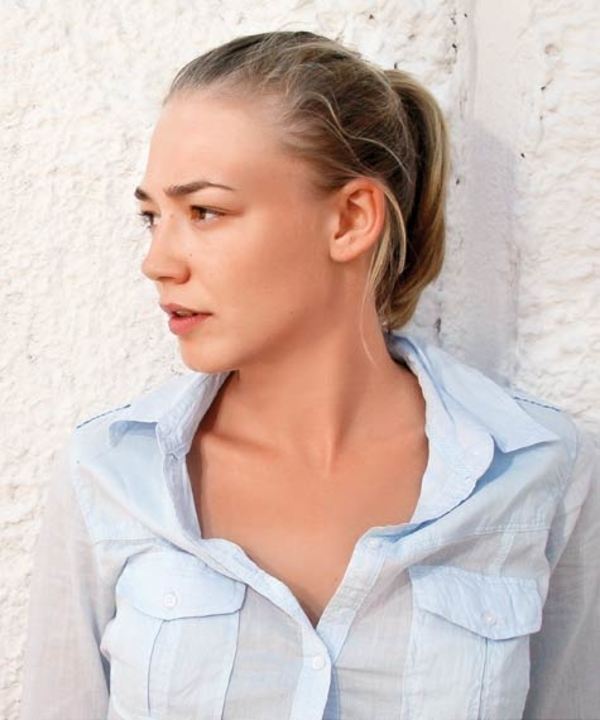 Представитель Оксаны Акиньшиной опроверг информацию о рождении ребенка