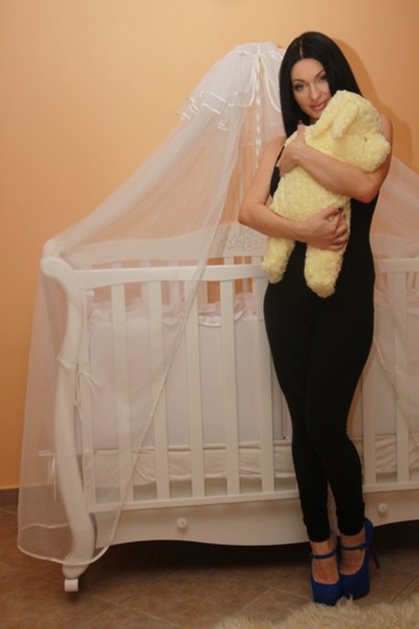 Дом 2: Евгения Феофилактова станет ведущей