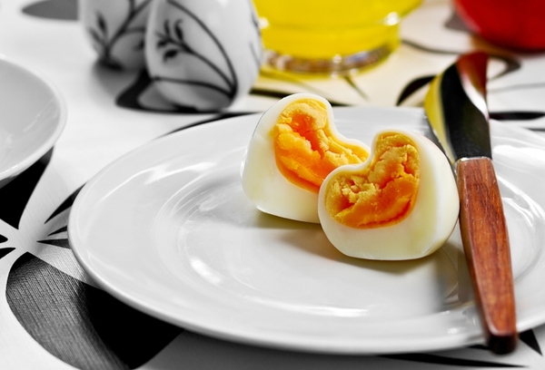 Рецепты на День Валентина: Как сварить яйца сердечками