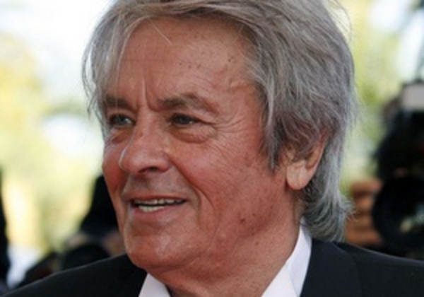 Ален Делон перенес тур по Украине