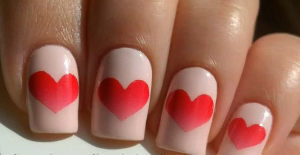 Маникюр с сердечками ко Дню святого Валентина: Видео-урок