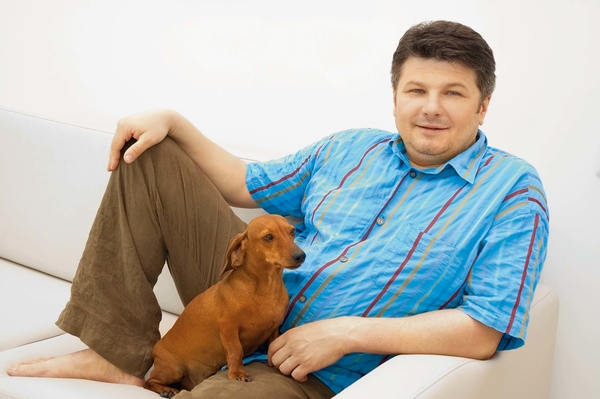 Огромная квартира скульптора Олега Пинчука (ВИДЕО)