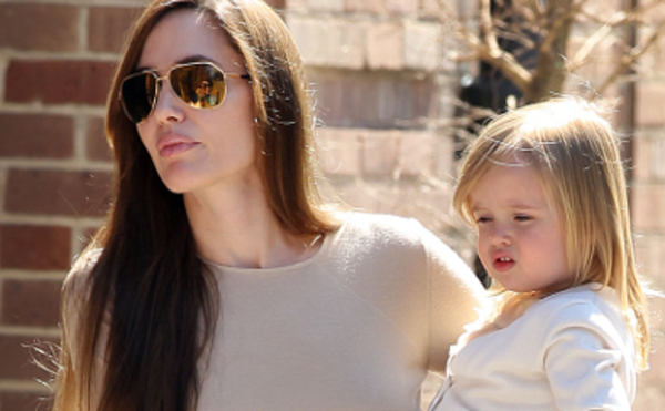 Младшая дочь Джоли и Питта за роль принцессы будет получать $3 тыс в неделю