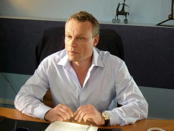 Жигунов: У нас с Воробьевым контракт, а мне даже не говорят его диагноз