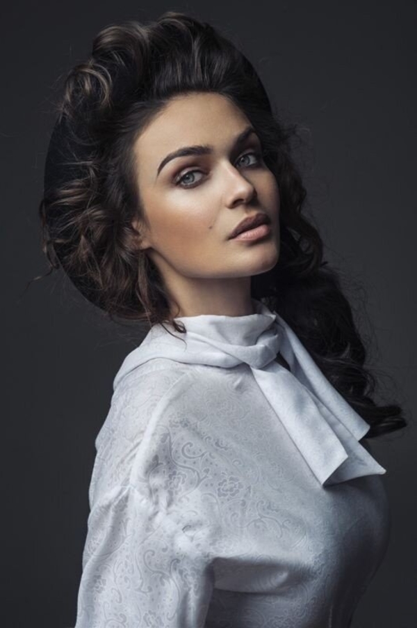 Алена Водонаева показала, чем от нее откупились за разбитое авто