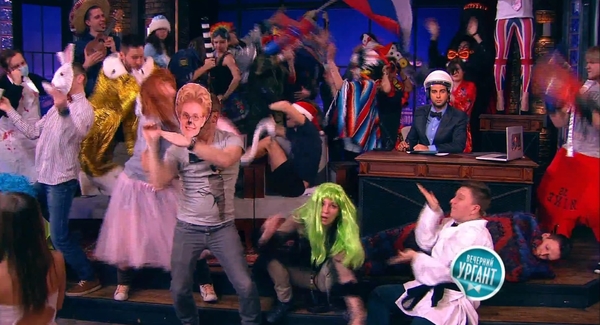 Иван Ургант устроил массовый Harlem Shake во время эфира своего шоу