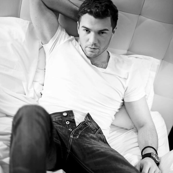 ТОП-5 фото холостяка Андрея Искорнева