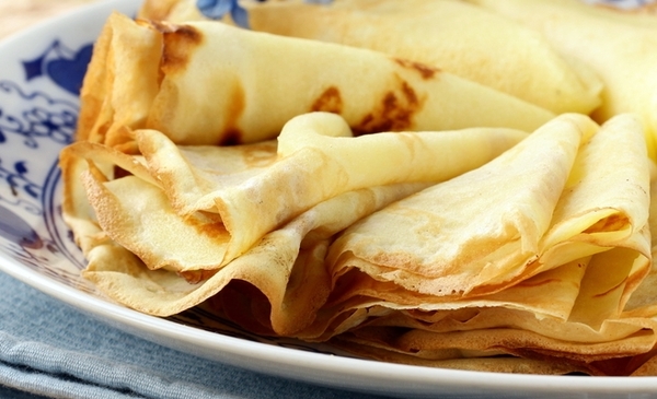 Масленица 2014: Как приготовить тонкие блины на молоке