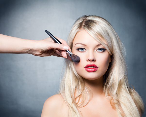 Кисти для пудры: Виды и применение