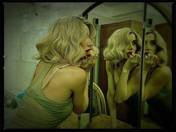 Светлана Лобода поделилась личными сексуальными снимками