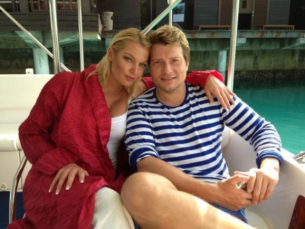 Анастасия Волочкова публично тащит Николая Баскова в ЗАГС