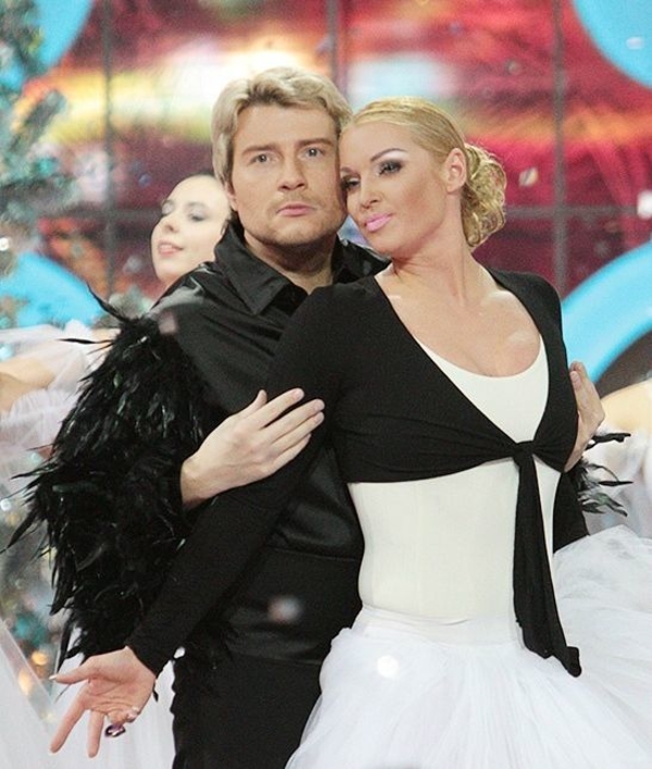 Волочкова рассказала, кого предпочла Баскову: Мне с Колей хорошо, но увы