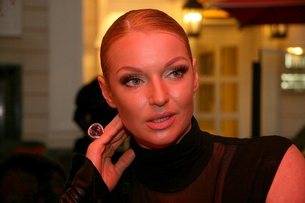 В Сеть попала интимная переписка Анастасии Волочковой с новым любовником