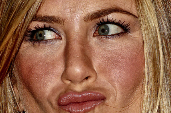 celebritycloseup.tumblr.com