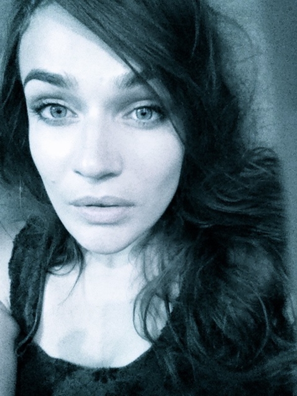 Алена Водонаева опровергла слухи о разводе и обругала журналистов