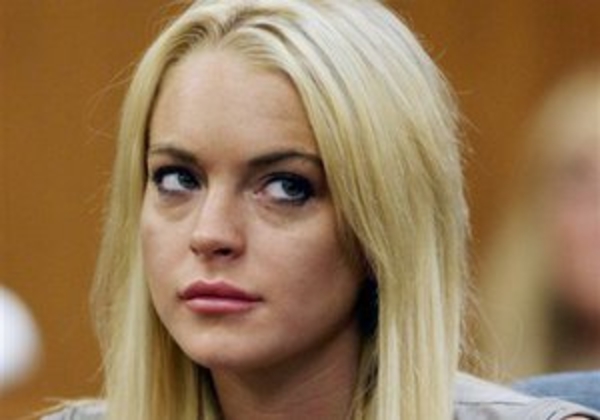Суд принудил Линси Лохан пройти курс реабилитации и психотерапии