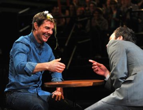 Звездный конфуз: Том Круз повеселил телезрителей (ФОТО+ВИДЕО)