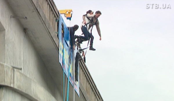 Холостяк 3: Как Андрей Искорнев прыгал в пропасть