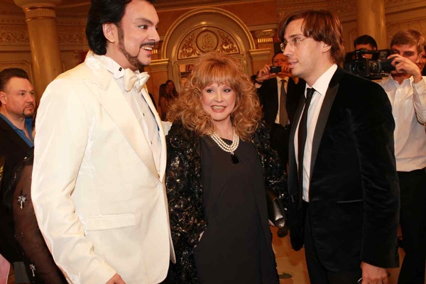 Пугачева встретила 64-й день рождения с Галкиным и Киркоровым