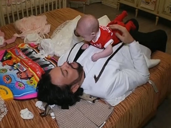 Филипп Киркоров собрался окрестить сына Мартина