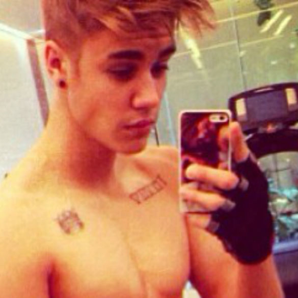 Джастин Бибер похвастался откровенными снимками