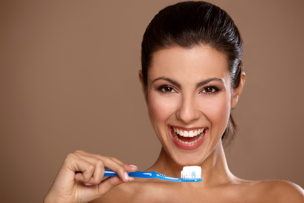 Выбор зубной щетки: На что обратить внимание