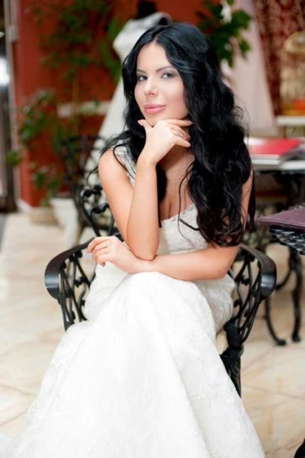 "Спасибушечка" Алена Лоран призналась, что ее свадьба – пиар