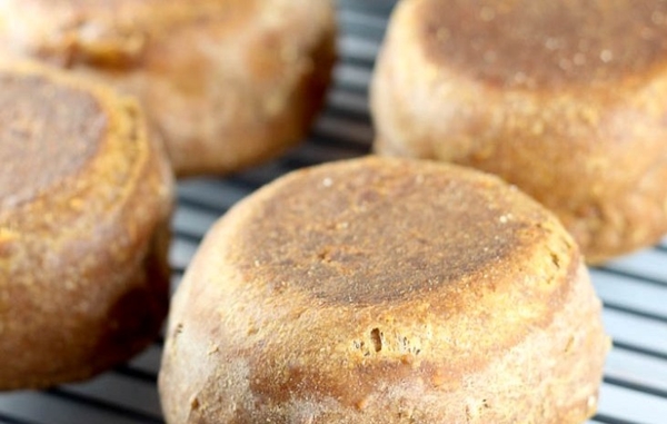 Как приготовить английские маффины (ВИДЕО)