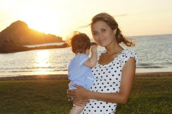 На дочь Виктории Бони напали в Монако