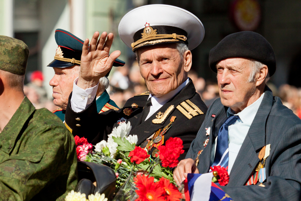 Поздравления на День Победы: стихи на 9 мая
