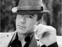 ТОП сексуальных актеров в головных уборах