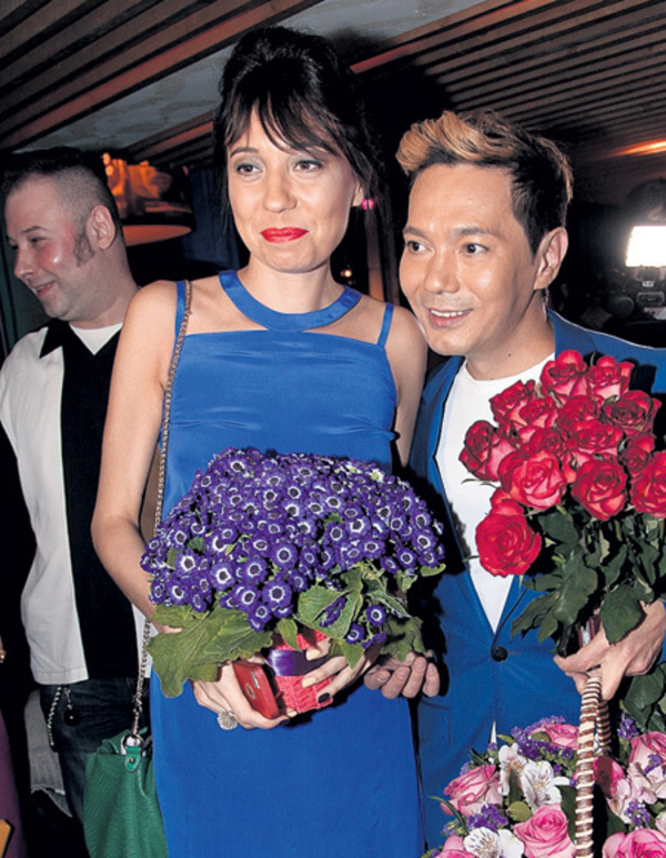 Экс-солист Иванушек женится на своей фанатке