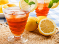 Холодный чай с лимоном