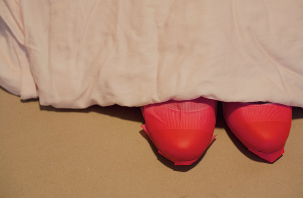 Неоновые акценты на туфлях: Мастер-класс