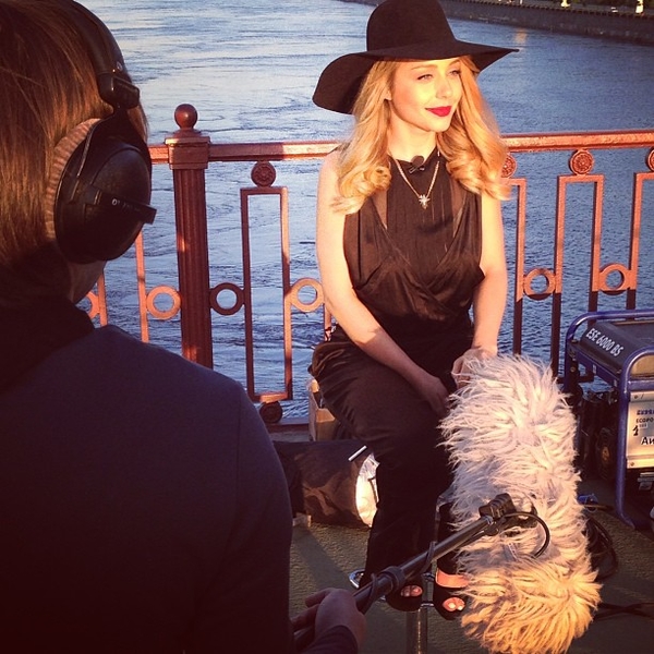 В Сеть попали свежие фото Тины Кароль