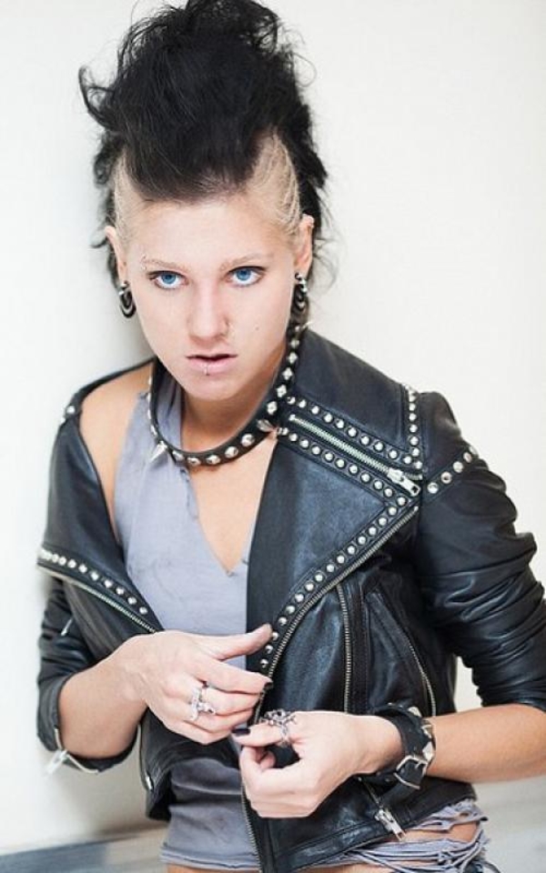 Кристина Асмус испугала фанатов новым имиджем