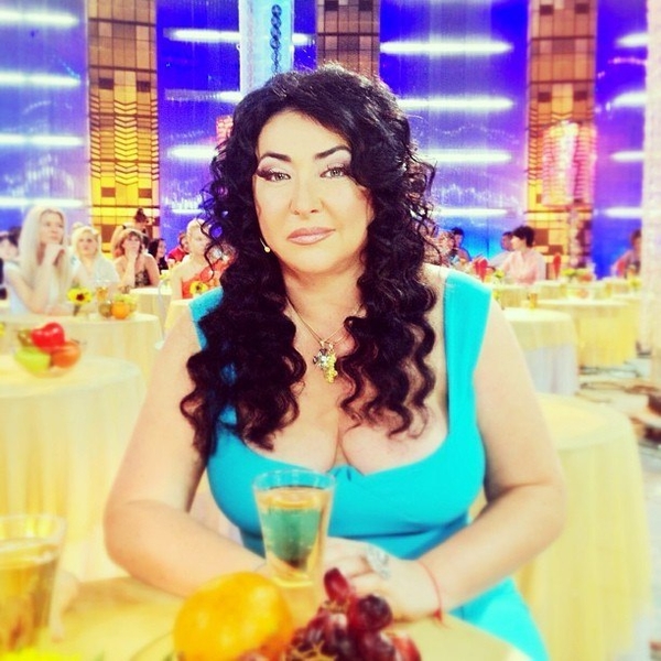 Лолита Милявская испортила лицо неудачной пластикой – СМИ